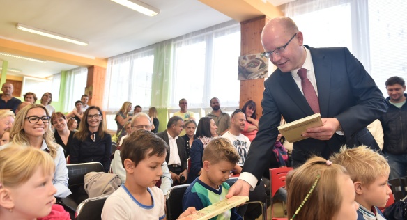 Předseda vlády Bohuslav Sobotka zahájil v Základní škole Břeclav Slovácká nový školní rok, 4. září 2017.
