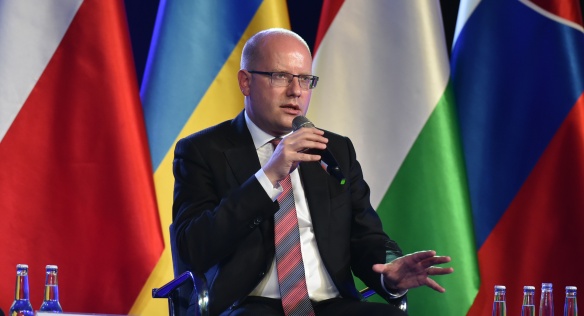 Speech given by Prime Minister Bohuslav Sobotka at the Plenary Panel of the Economic Forum in Polish town of Krynica, 6 September 2016.