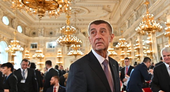 Andrej Babiš na Pražském hradě na slavnostní ceremonii u příležitosti vstupu ČR a zemí V4 do NATO, 12. března 2019.
