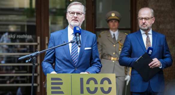 Premiér Petr Fiala se zúčastnil pietního aktu u budovy Českého rozhlasu, 21. srpna 2023.