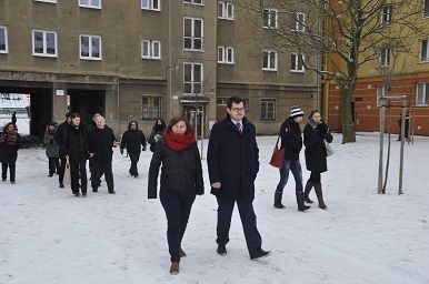 Ministr Chvojka navštívil v Mostě sídliště Stovky, Foto: Petr Dundek, město Most