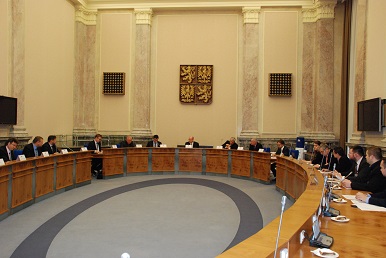 Zástupci profesních komor jednali na Úřadu vlády o vinklaření