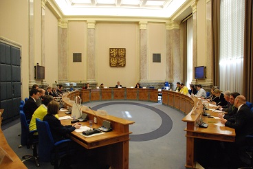 20150306_zasedání Rady vlády pro NNO