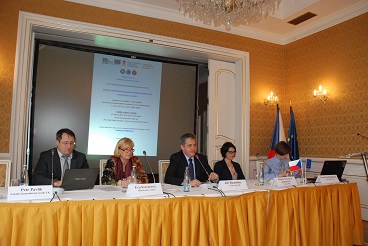 Min. Dienstbier na mezinárodní konferenci o „gender mainstreamingu“