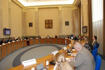 Rada vlády pro lidská práva se věnovala ochraně práv dětí, které poruší zákon a spáchají trestný čin