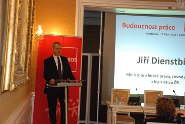 Ministr Dienstbier zahájil konferenci Budoucnost práce