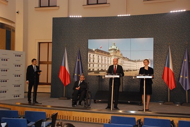VVZPO podpořil kroky ministryně školství při zavádění novely školského zákona