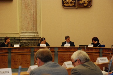 Zasedání RVNNO, která se dnes věnovala problematice dobrovolnictví