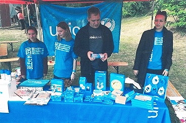 Jiří Dienstbier na festivalu Hudbou pro UNICEF