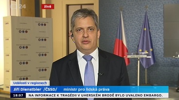 Události v regionech (ČT) - Ministr Dienstbier k zákonu o přiznávání majetku