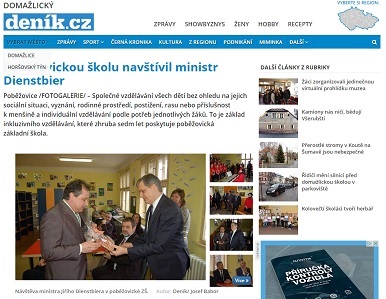 Domažlický deník: Poběžovickou školu navštívil ministr Dienstbier