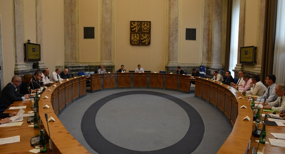 Zasedání vládní Rady pro konkurenceschopnost a hospodářský růst ve Strakově akademii