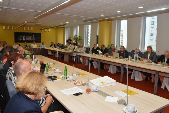 Vicepremiér Bělobrádek představoval vládní priority ve vědní oblasti v Jihočeském kraji