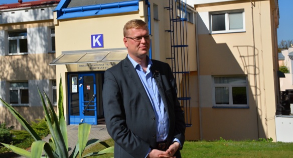 Vicepremiér Bělobrádek na návštěvě Oblastní nemocnice Trutnov