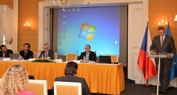 Vicepremiér Bělobrádek na konferenci Synergies between European Structural and Investment Funds & Research and Innovation Funding