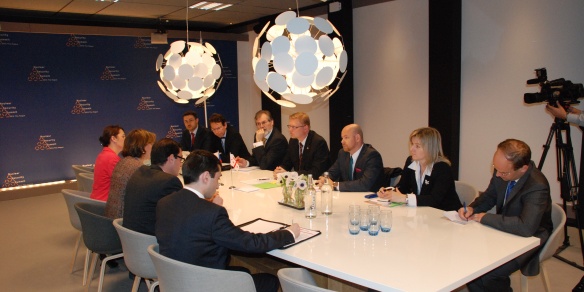 Deputy Prime Minister Belobradek met with Georgia's Minister of Foreign Affairs Maia Panjikidze while attending the Nuclear Security Summit in the Hague.