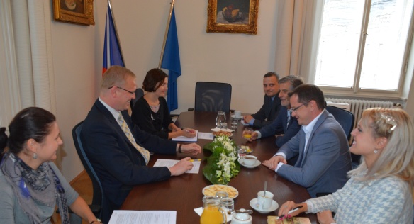 Vicepremiér Bělobrádek jednal se slovenským ministrem školství o společném zapojení do programů EU