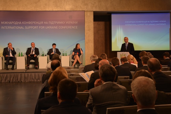 Vicepremiér Bělobrádek na konferenci na podporu Ukrajiny
