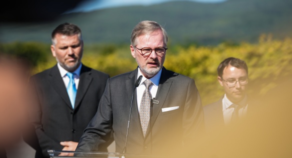 Premiér Petr Fiala během návštěvy Ústeckého kraje označil projekt těžby lithia na Cínovci za obrovskou šanci pro region i celou ČR, 20. září 2023.