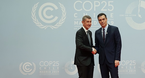 Společná fotografie účastníků klimatického summitu COP25 v Madridu, 2. prosince 2019.