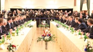 V pondělí 29. října se v Uherském Hradišti uskutečnilo společné zasedání vlád České a Slovenské republiky