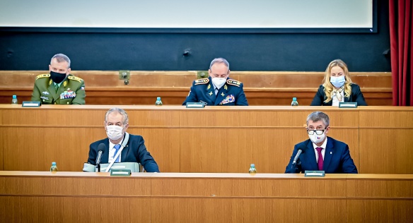 Premiér Babiš poděkoval vojákům za pomoc v boji s epidemií, 24. listopadu 2020.