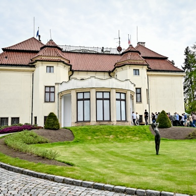 Sobotní prohlídku Kramářovy vily si nenechalo ujít 565 návštěvníků