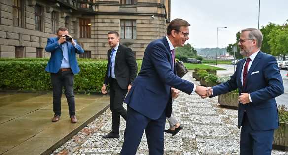 Premiér Fiala zahájil pravidelné bilanční návštěvy ministerstev