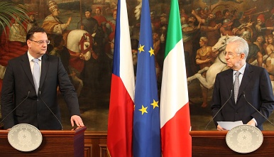 During the meeting in Rome, the Prime Minister Petr Nečas and the Prime Minister Mario Monti emphasized that relations between the Czech Republic and Italy are excellent.