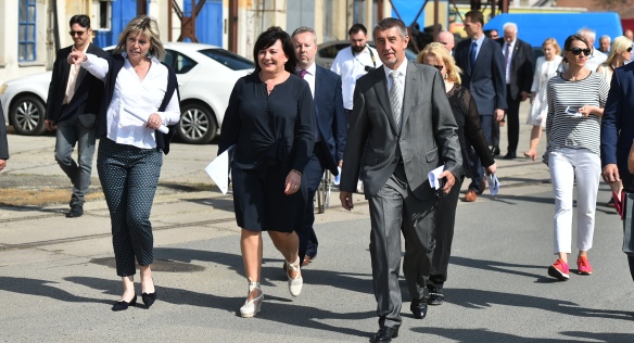 Ministři a ministryně navštívili areál bývalého podniku Dehtochema a Brněnské papírny, 3. května 2018. 