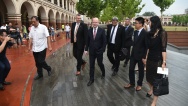 Prime Minister Bohuslav Sobotka meets with representatives of Home Credit China, 18  June 2016.