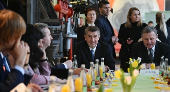 Členové vlády jednali s Radou Zlínského kraje o hlavních tématech kraje, 5. března 2018.