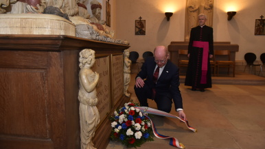 Prime Minister Bohuslav Sobotka visits the Cathedral of Notre-Dame,  11 May 2017.