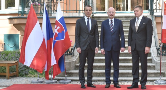 Prime Minister Sobotka had a meeting with Austrian Chancellor Kern and Slovak Prime Minister Fico on 22 June 2017.