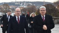 Předseda vlády Bohuslav Sobotka uvedl ve středu 30. listopadu 2016 do úřadu nového ministra zdravotnictví Miloslava Ludvíka.