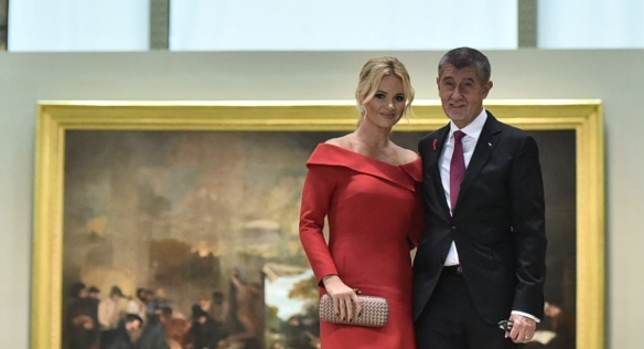 Andrej Babiš s manželkou Monikou v Musée d’Orsay, 10. listopadu 2018.