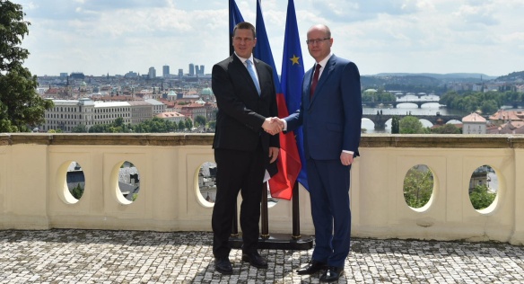 Předseda vlády Bohuslav Sobotka jednal s předsedou vlády Estonské republiky Jürim Ratasem, 23. května 2017.