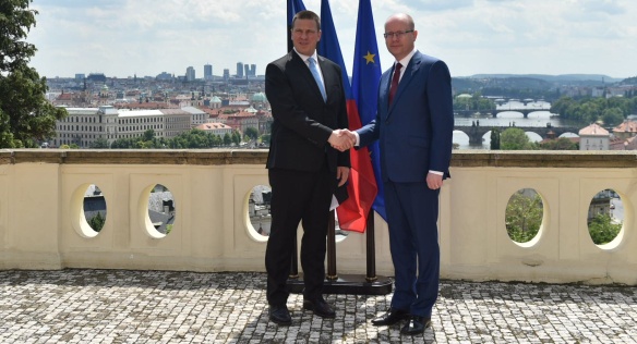 Předseda vlády Bohuslav Sobotka jednal s předsedou vlády Estonské republiky Jürim Ratasem, 23. května 2017.