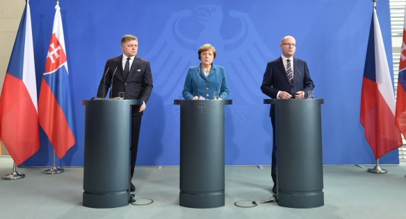 Tisková konference po jednání předsedů vlád ČR, SR a kancléřky SRN, 3. dubna 2017.