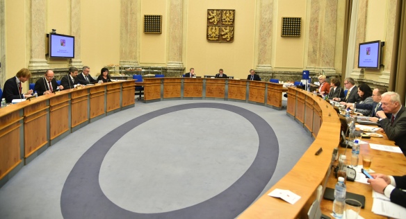 Před jednáním vlády, 7. února 2018.