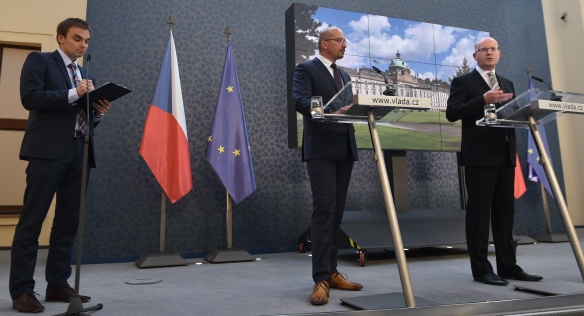 Tisková konference po jednání vlády se Svazem měst a obcí, 11. července 2016.