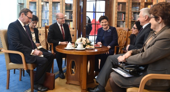 The meeting of the Czech Prime Minister Bohuslav Sobotka and the Polish Prime Minister Beata Szydlová, on 12 December 2016.