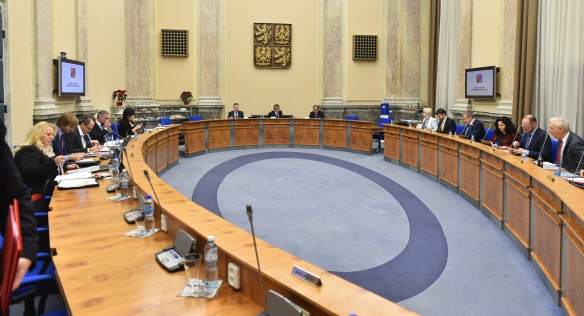 Před jednáním vlády, 22. prosince 2017.