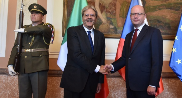 Prime Minister Bohuslav Sobotka met with his Italian counterpart Paolo Gentilli at the Straka Academy on 7 September 2017.