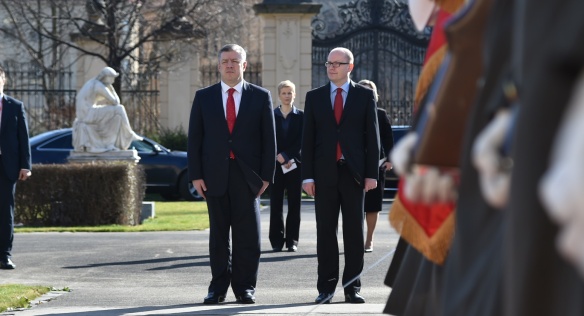 On Monday 22 February 2016, Prime Minister Bohuslav Sobotka received the Prime Minister of Georgia, Giorgi Kvirikashvili, at Straka Academy.