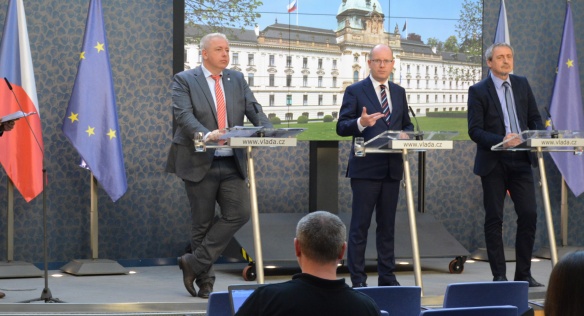 Tisková konference po jednání vlády, 5. června 2017.