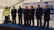 Předseda vlády Bohuslav Sobotka se v úterý 10. listopadu 2015 zúčastnil slavnostního zprovoznění rychlostní silnice R6 v úseku Lubenec – Bošov.