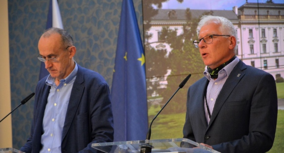 Tisková konference po jednání Rady pro výzkum, vývoj a inovace, 26. června 2020.