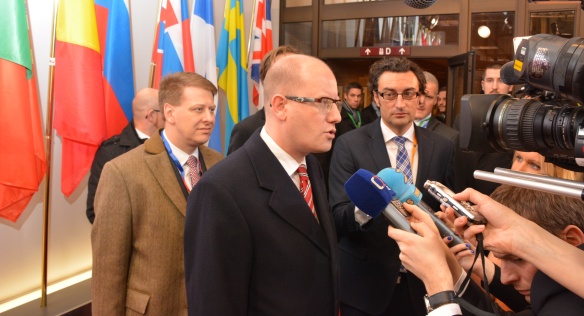 Premiér Bohuslav Sobotka jednal na neformálním zasedání Evropské rady, 12. února 2015.