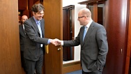 Předseda vlády ČR Bohuslav Sobotka se v pátek 13. února 2015 setkal s velvyslancem Spolkové republiky Německo Arndtem Freytagem von Loringhoven.
